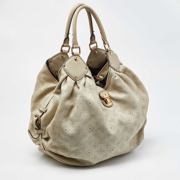 Louis Vuitton Lin Monogram Mahina Leather L Bag - Picture 3 of 4